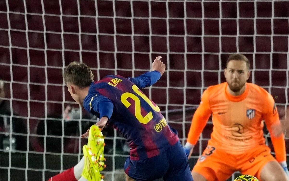 盲注增长压力下的策略转换：从“慢火细熬”到“推土机模式”。（在盲注式增长压力下的策略转型：从“慢火细熬”到“推土机”打法）